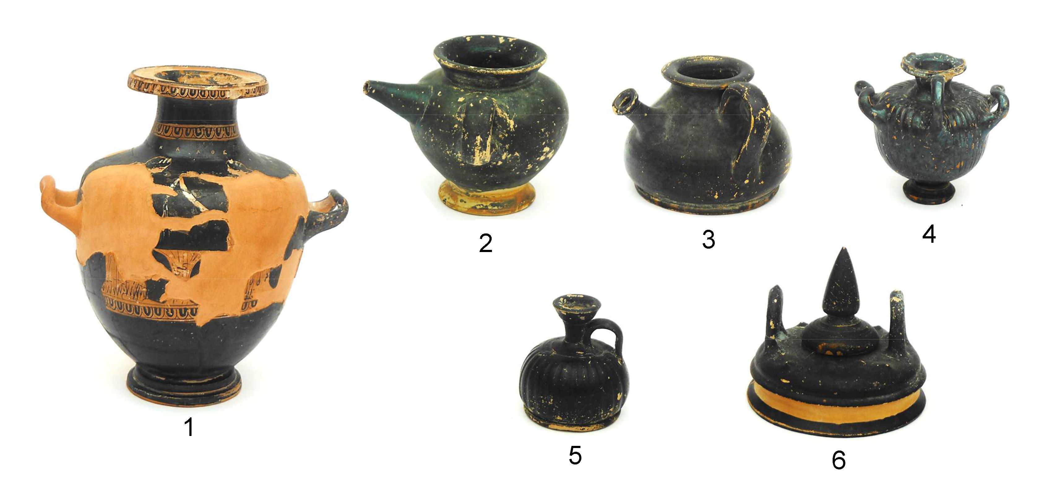 Fig. 9. “Tomba dell’Atleta”, materiali riferibili a un possibile infante deposto nella seconda fase di utilizzo della tomba: 1, hydria attica di piccole dimensioni; 2-3, vasi poppatoio a vernice nera; 4, hydria baccellata miniaturistica; 5, lekythos ariballica baccellata; 6, pisside con coperchio.